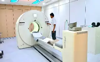 Perangi Kanker Stadium Lanjut, MRCCC Siloam Semanggi Hadirkan Empat Teknologi Medis Mutakhir Berbasis AI