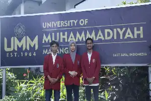Tim Debat Fakultas Hukum UMM Raih Juara Pertama Kompetisi Debat Politik Nasional