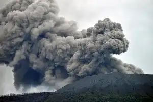 Bahaya Abu Vulkanik Mengintai Kesehatan, MDMC Imbau Waspadai Dampak Jangka Panjang