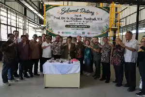 Menteri PPN Apresiasi Inovasi Teknologi Hijau Kelapa Sawit SPOT di INSTIPER Yogyakarta