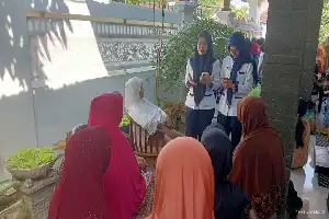 Tingkatkan Kualitas Hidup Lansia, Mahasiswa Profesi Fisioterapis UMS Gelar Pekan Pergerakan Kesehatan di Sukoharjo