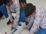 FK UMS Fasilitasi Pendirian UKS dan Pembekalan Kader Kesehatan di SMP Muhammadiyah 7 Karanganyar