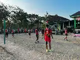 Lewat Turnamen Voli, Satgas TMMD Kodim Bojonegoro Rajut Kebersamaan Warga Kesongo