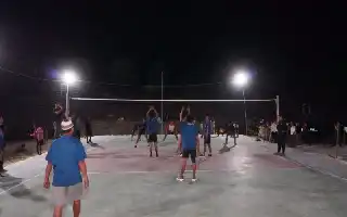 Pacu Semangat Olahraga Pemuda, Satgas TMMD 129 Lamongan Bangun Lapangan Voli