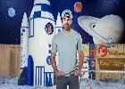 Netflix Rilis 'Camp CrunchLabs', Program Sains Interaktif Bersama Mark Rober untuk Edukasi Keluarga