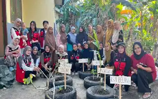 Dorong Kemandirian Kesehatan, Mahasiswa KKN Unhas Revitalisasi Tanaman Obat di Desa Padangloang
