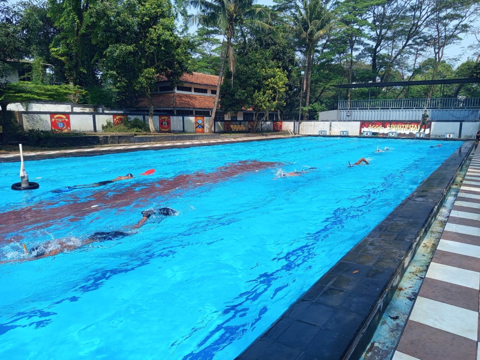 Yonkapa 1 Marinir Gelar Latihan Renang untuk Tingkatkan Ketangguhan Fisik Prajurit