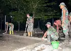 Tingkatkan Kebugaran Personel, Yonif 1 Marinir Lakukan Peremajaan Fasilitas Lapangan Basket