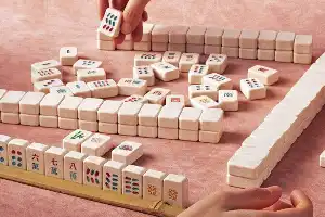 Mengisi Akhir Pekan dengan Mahjong: Dua Hotel di Jakarta Buka Kelas Edukasi untuk Pemula