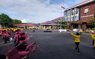 Polres Ternate Gelar Olahraga Bersama Jelang Peringatan Hari Bhayangkara ke-80