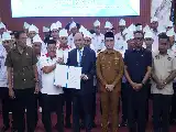Lantik Pengurus KONI Baru, Bupati Kolaka Targetkan Kebangkitan Prestasi Olahraga hingga Kancah Internasional