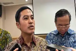 Wamenkes Pastikan Layanan Medis dan Evakuasi Korban Bencana NTT Berjalan Optimal