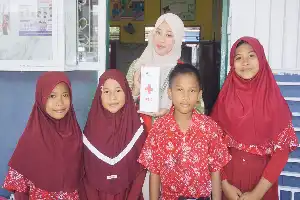 Tingkatkan Kesadaran Medis Sejak Dini, Mahasiswa Unhas Rintis Program 'Perawat Cilik' di Sidrap