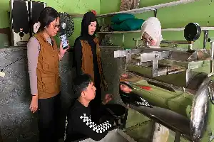 Tingkatkan Kualitas Keripik Pisang UMKM Pesawaran, Tim Itera Hadirkan Inovasi Vacuum Fryer