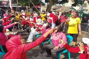 Pererat Sinergitas Jelang HUT RI ke-81, TNI-Polri Wilayah PATAS Sumedang Gelar Olahraga Bersama