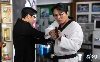 Fenomena Agent Kim Reactivated: Dominasi Rating dan Napas Baru Adaptasi Webtoon