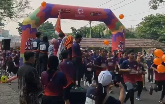FEMily Fun Run di IPB Dramaga Sukses Padukan Gaya Hidup Sehat dan Rekreasi Keluarga