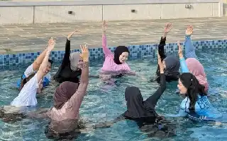 Water Yoga: Alternatif Olahraga Rendah Dampak untuk Kesehatan Holistik