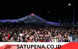 Perayaan HUT ke-22 Kabupaten Samosir: Ribuan Warga Memadati Waterfront City Pangururan