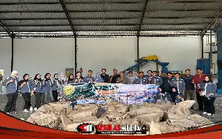 Mahasiswa Manajemen FEB ULB Ikuti Field Trip Berbasis Sustainability untuk Perkuat Kesiapan Kerja