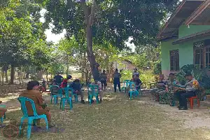 Sinergi TNI-Polri Dukung Program Pemeriksaan Kesehatan Gratis Warga Lambanapu Sumba Timur