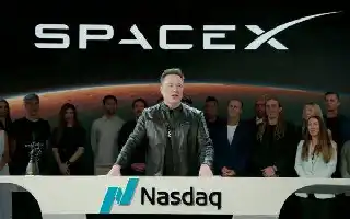 SpaceX Jajaki Layanan Seluler Starlink di AS, Operator Besar Berpotensi Terdampak