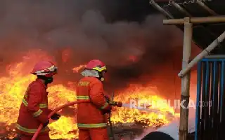 Tragedi Kebakaran Kelab Malam di Thailand: Pola Berulang yang Mematikan