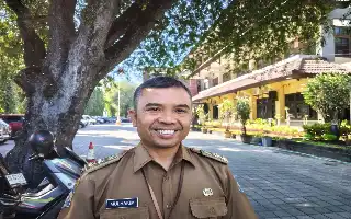 Cegah Lonjakan DBD, Kelurahan Pejarakan Karya Intensifkan Pemeriksaan Jentik dari Rumah ke Rumah
