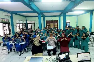 Cegah Penyakit Menular Seksual, Poltekkes 'Aisyiyah Banten Cetak Puluhan Kader Remaja Sehat di Cilegon