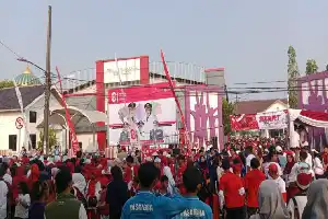 Antisipasi Kedaruratan Medis, Puskesmas Pasir Nangka Kawal Gerak Jalan Santai HUT RI